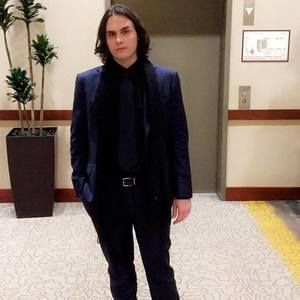 Meet your Posher, William